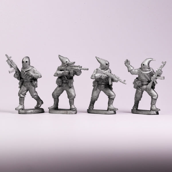 (100GOO02) New Hoded Goons with assault rifle (Coming soon)