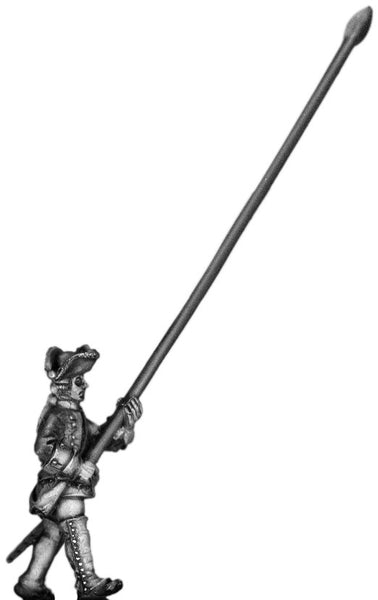 (100AOR102) 1756-63 Saxon Musketeer std. bearer, marching