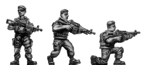 (100MOD100) FrenchForeignLegionnaire/beret with Para Minimi