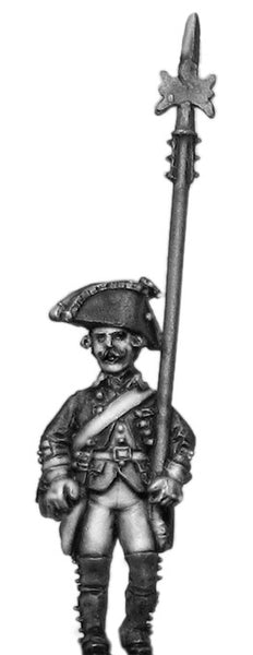 (100WFR337) Russian Musketeer NCO, no lapels, halberd, marching