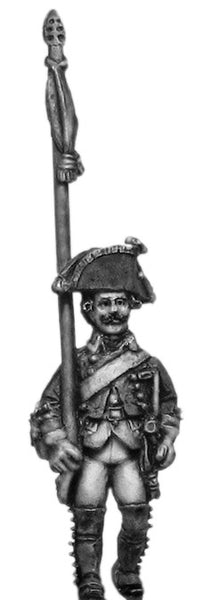 (100WFR348) Musketeer std. bearer, no lapels, marching