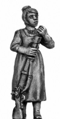 (100WFR701d) Tyrolean woman with firearm