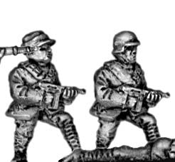 (300WWT021) Chinese infantry with submachinegun