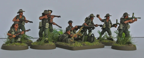 (100WWT059b) World War II Australian Infantry set, helmet- 22 figures