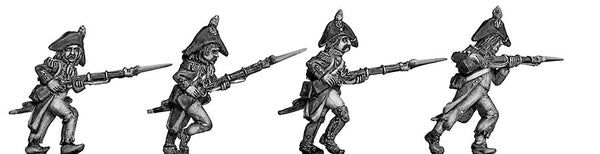 (100WFR027) Grenadier, bicorne, ragged campaign uniform, advancing